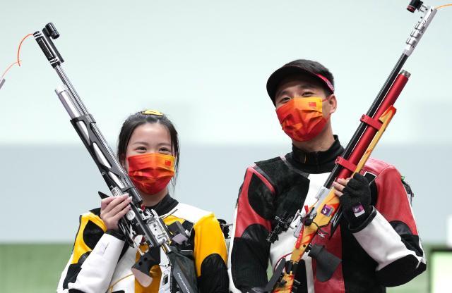 27日回顾：吹响反击号角勇夺三金 三人女篮进四强